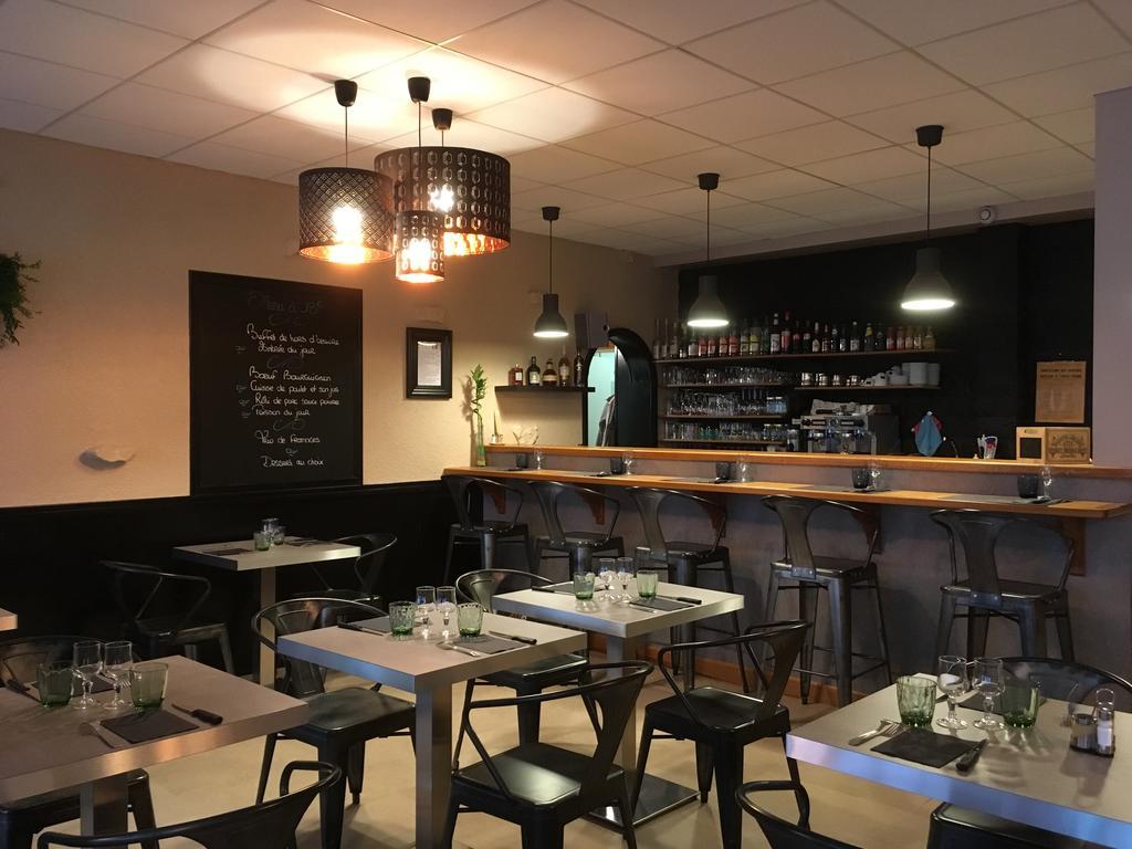 Hotel Du Centre - Restaurant Le P'Tit Gourmet Тоннерр Екстер'єр фото